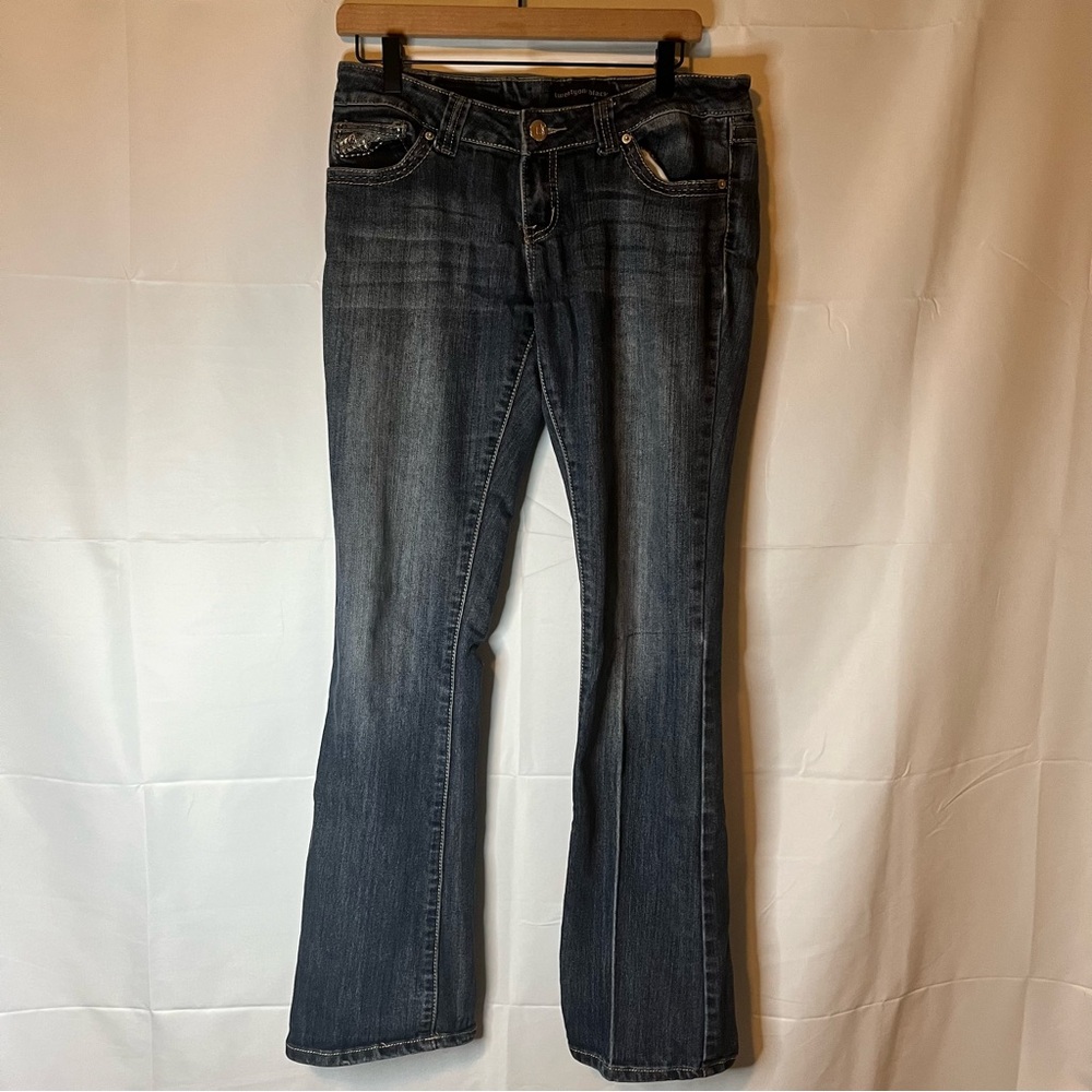 Vintage Blue Boot Cut Jeans with Flattering Silhouette